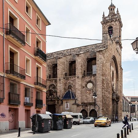 شقة Travel Habitat Atico Ciutat Vella. فالنسيا المظهر الخارجي الصورة