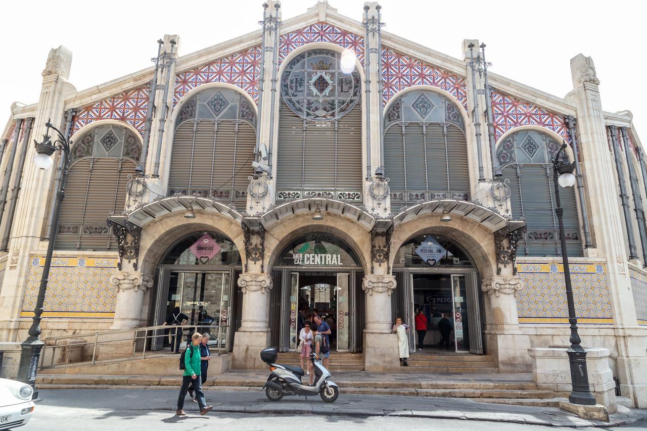 شقة Travel Habitat Atico Ciutat Vella. فالنسيا المظهر الخارجي الصورة